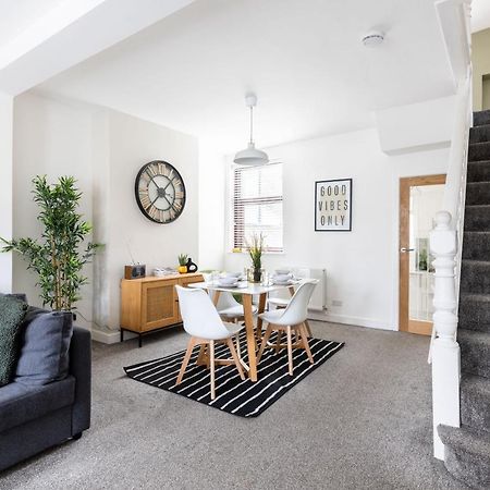 Levi Suite By Koya Homes - 3-Bedroom Home, Downtown Cardiff, Free Parking Buitenkant foto