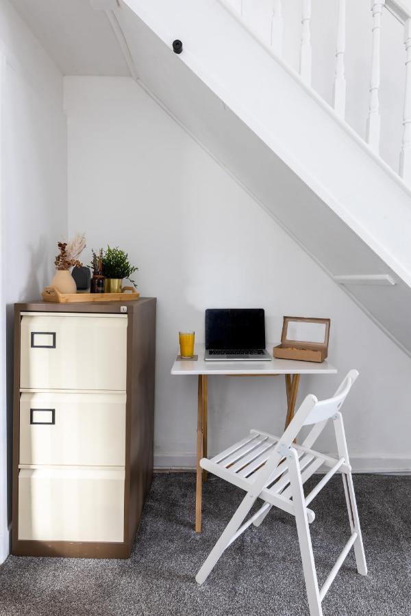 Levi Suite By Koya Homes - 3-Bedroom Home, Downtown Cardiff, Free Parking Buitenkant foto