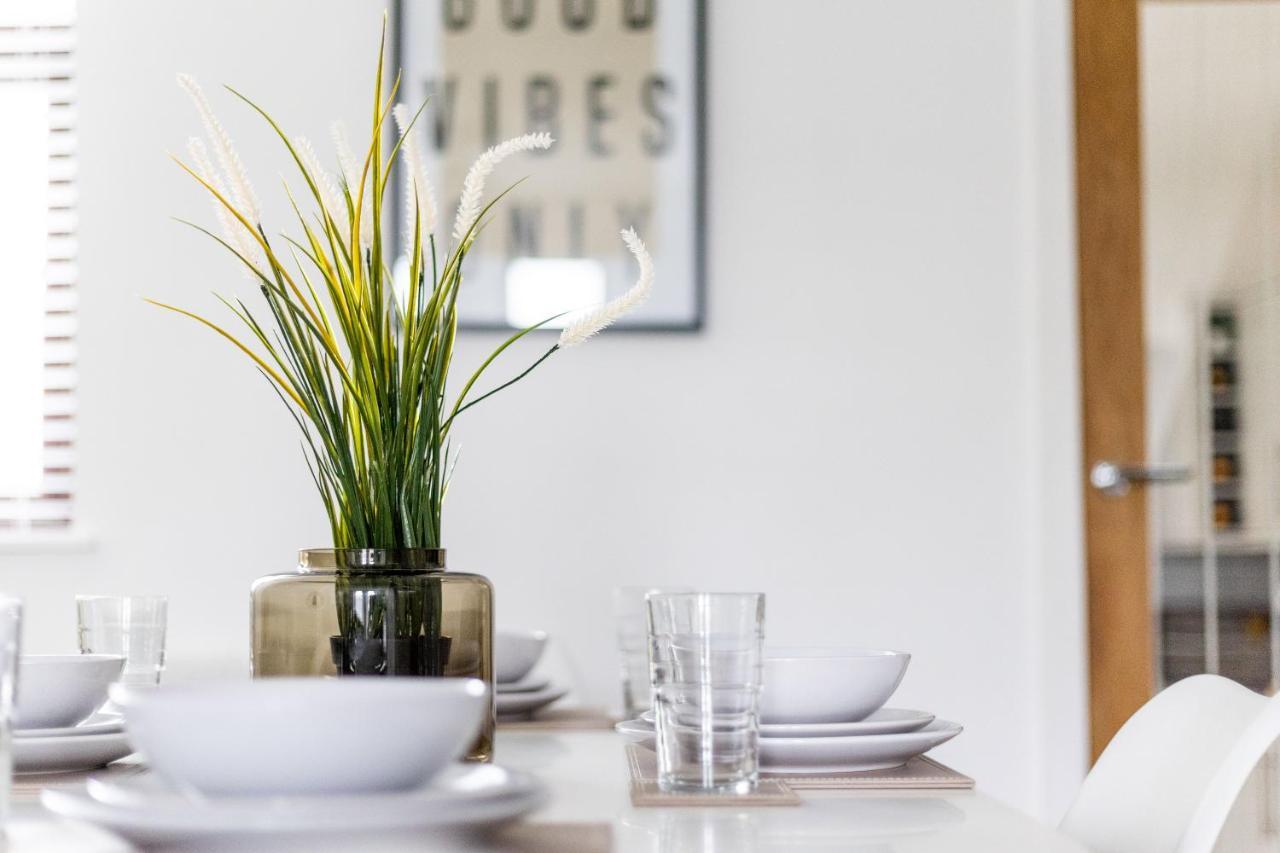 Levi Suite By Koya Homes - 3-Bedroom Home, Downtown Cardiff, Free Parking Buitenkant foto