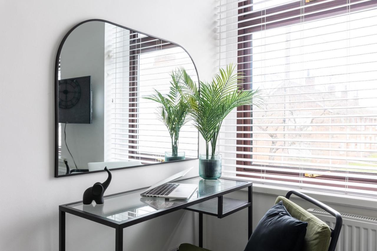 Levi Suite By Koya Homes - 3-Bedroom Home, Downtown Cardiff, Free Parking Buitenkant foto