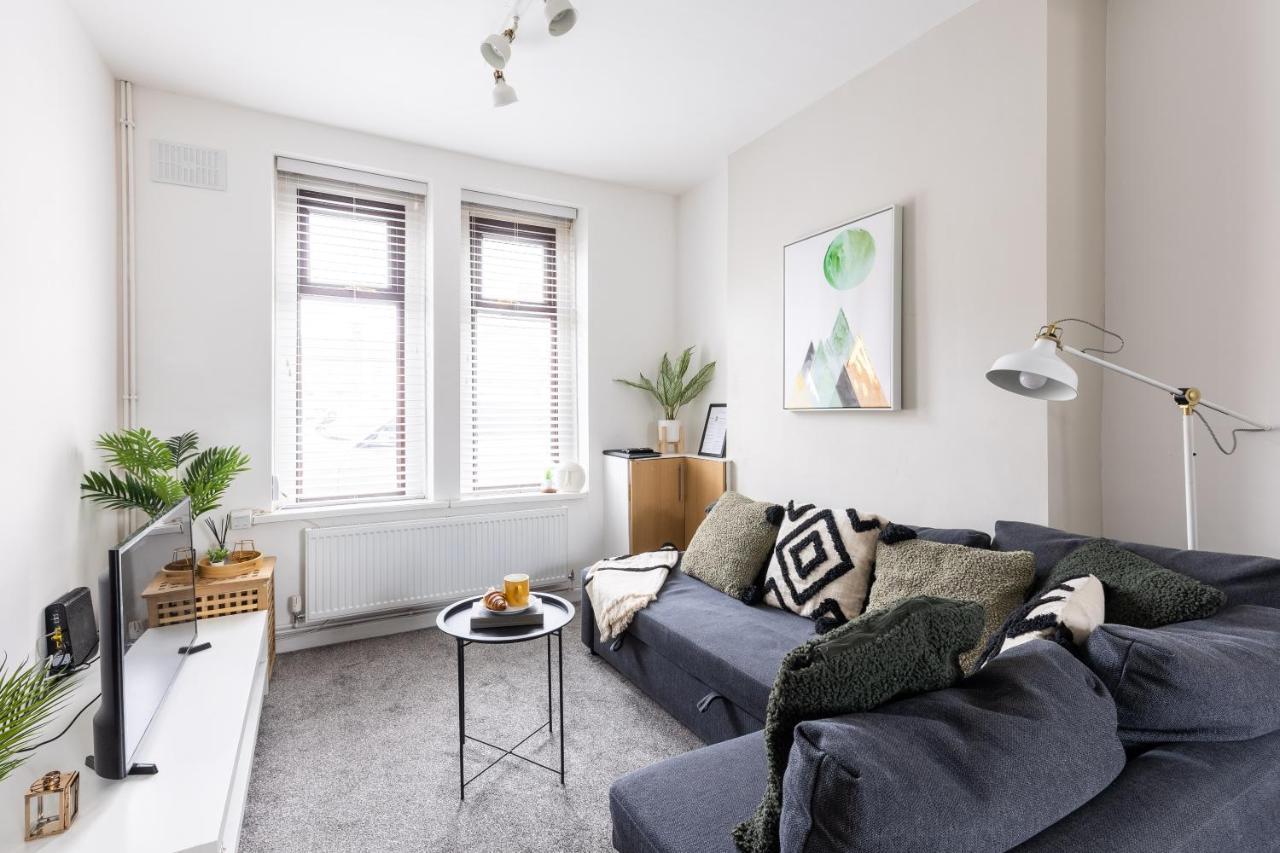 Levi Suite By Koya Homes - 3-Bedroom Home, Downtown Cardiff, Free Parking Buitenkant foto